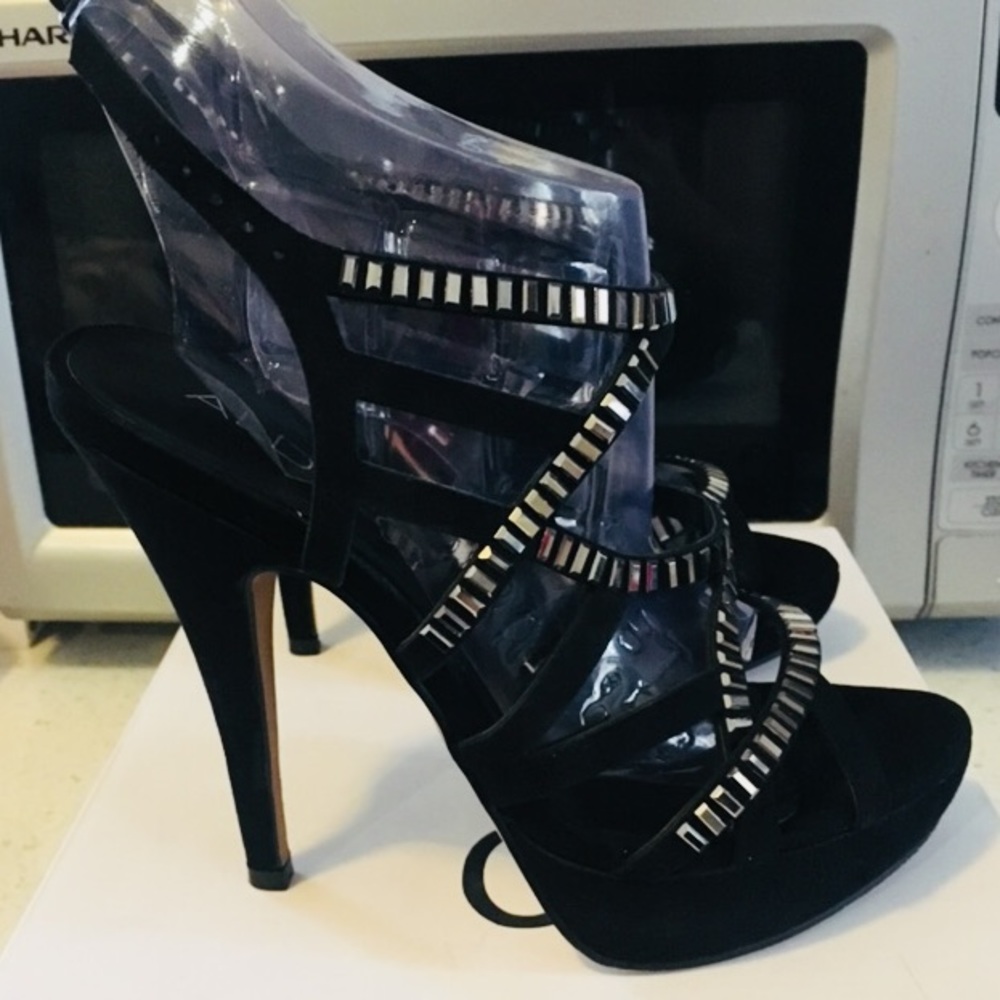 Aldo Heels - Size 6.5